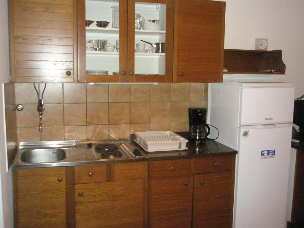 Studio Apartment Jadranko Duga Uvala Krnica Room photo